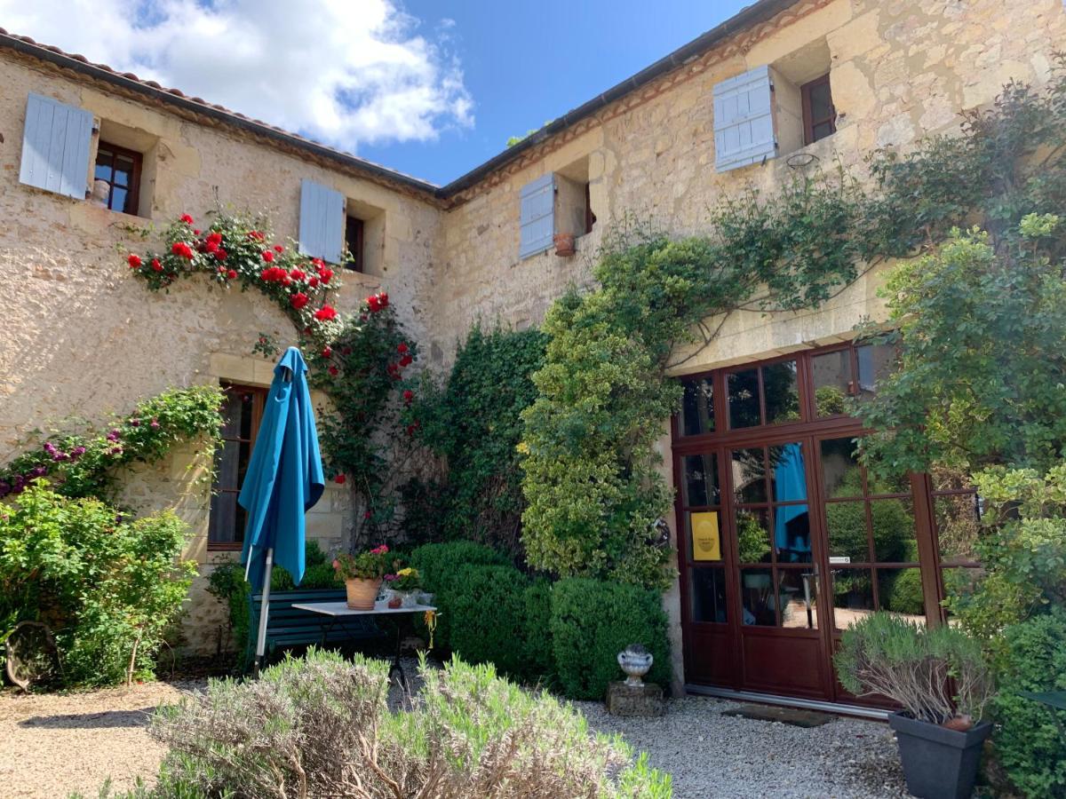 Hotel Ferme de Tayac Les Eyzies Exterior foto