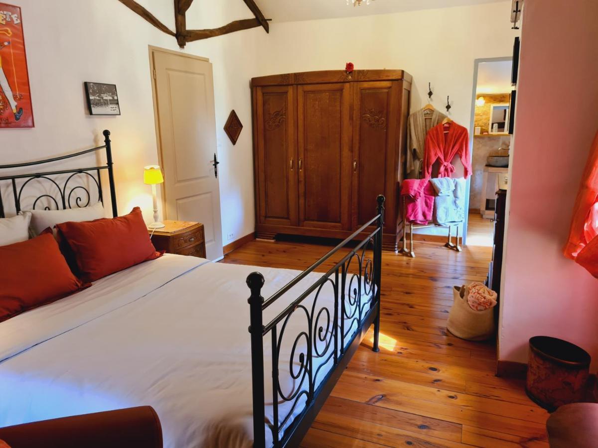 Hotel Ferme de Tayac Les Eyzies Exterior foto