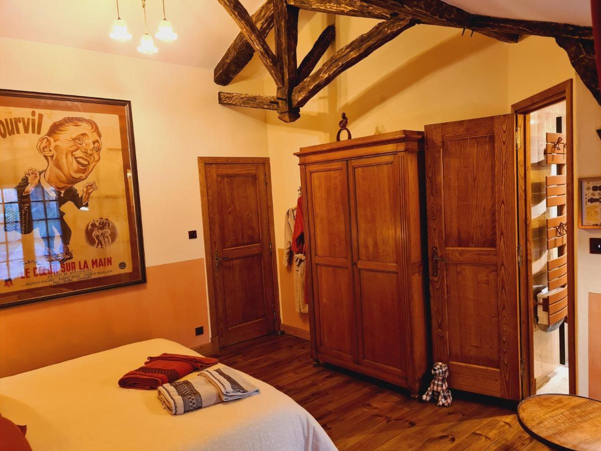 Hotel Ferme de Tayac Les Eyzies Exterior foto