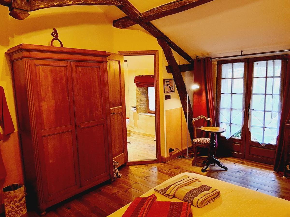 Hotel Ferme de Tayac Les Eyzies Exterior foto